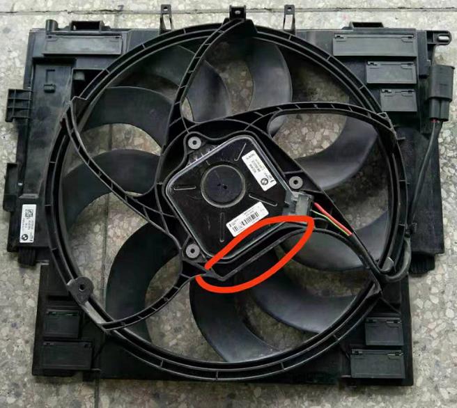 17428509740  17417589031  17427804620 Radiator Cooling Fan Assembly for BMW  